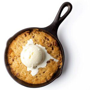 The Modern Gourmet CAST IRON Cookie Biscuit Pancake SKILLET 5" w/ 2022 Mix